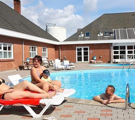 Three-bedroom Holiday In Romo 30 * Rømø Kirkeby